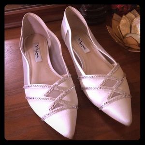 Nina Kiyrah Ivory Crystal Bridal Ballet Flats 7.5